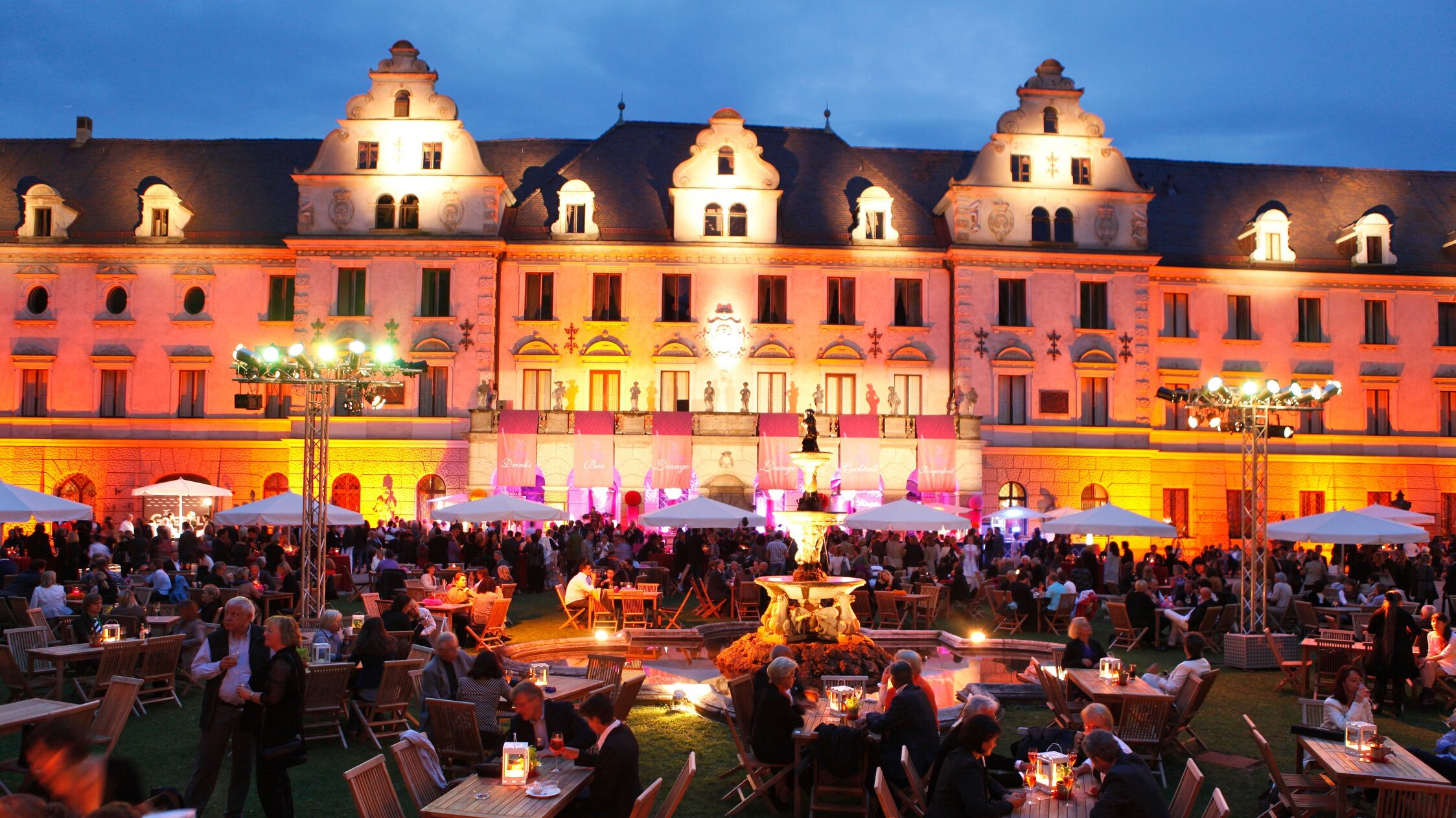 TT_Schlossfestspiele_Schlosspark1_(c)Odeon_Concerte
